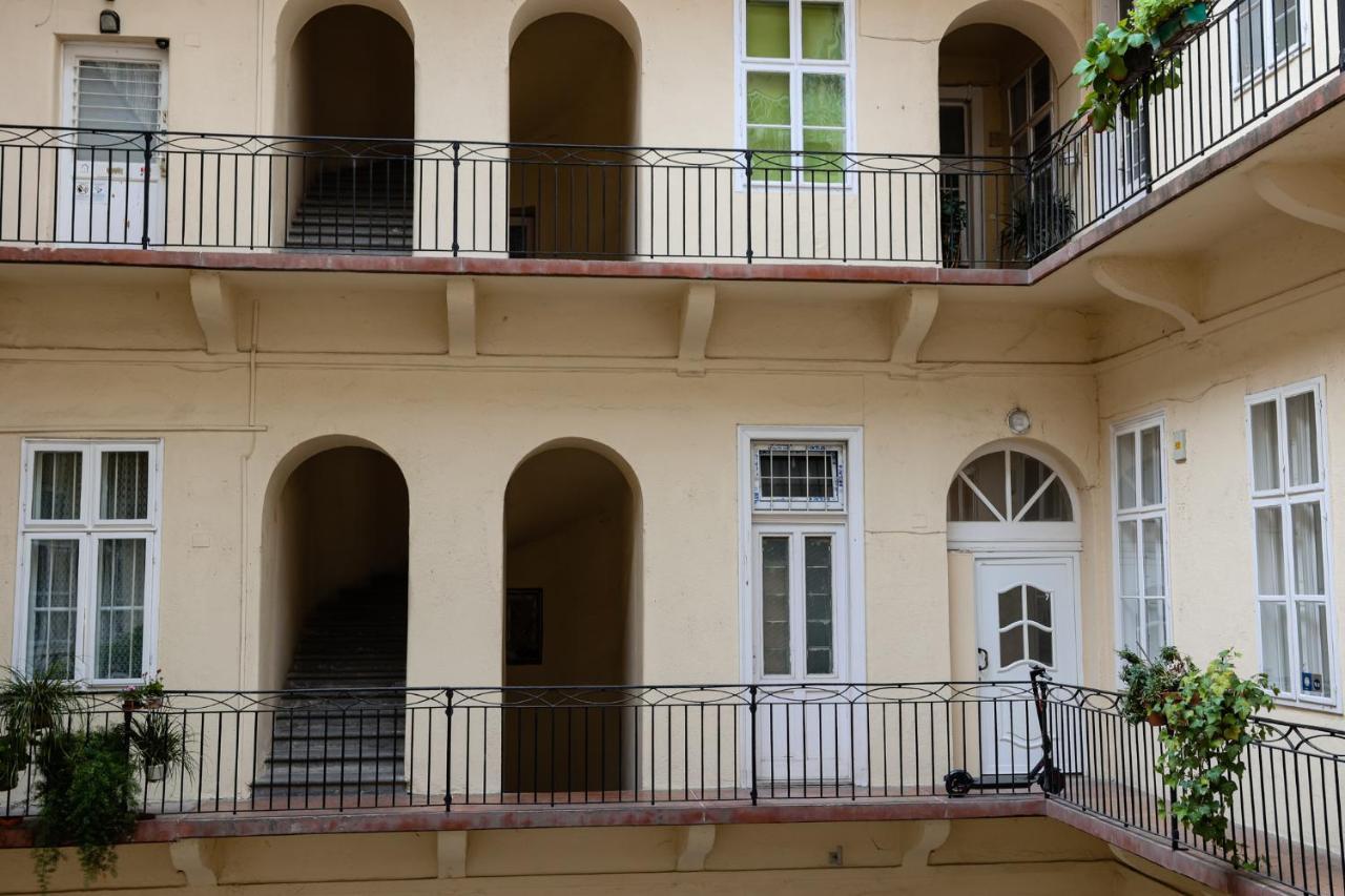 Chain Bridge City Center Dorothea Βουδαπέστη Εξωτερικό φωτογραφία
